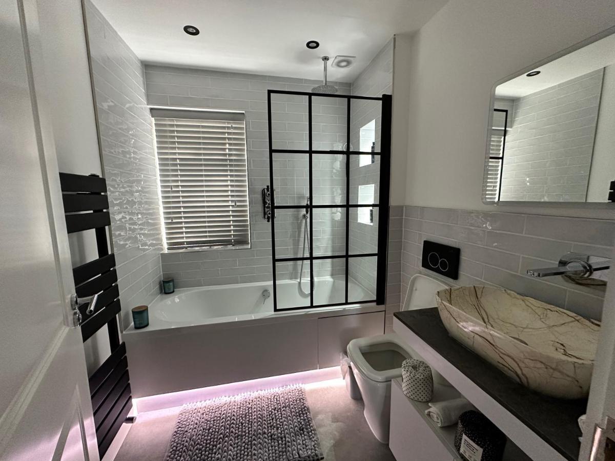 A Luxury 2 Bedroom Apartment Barnet Ngoại thất bức ảnh